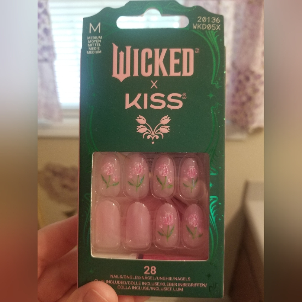Pink Floral Press-On Nails